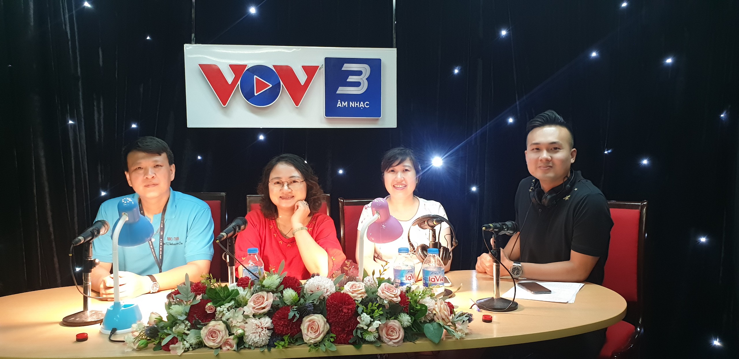 Phượt FM với nhà báo Đoàn Thu Trà VTV