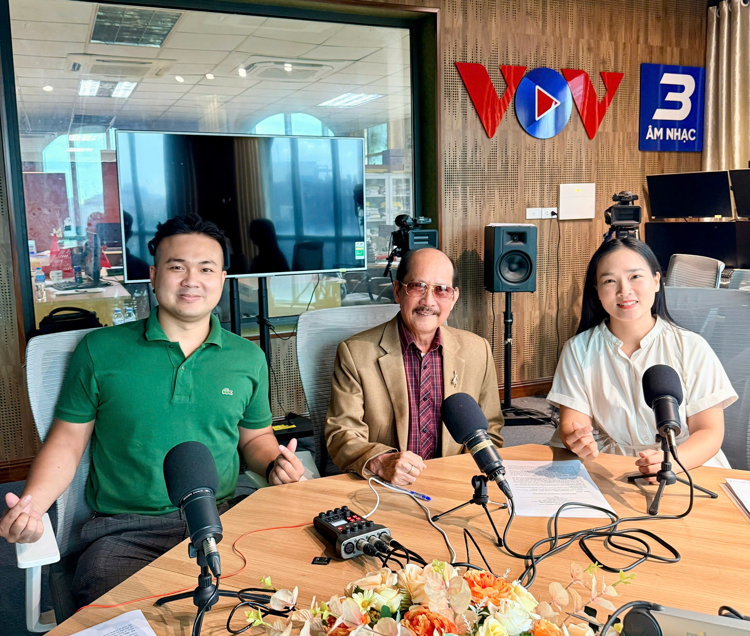 V3 trò chuyện cùng nhạc sĩ Trần Khánh Nam