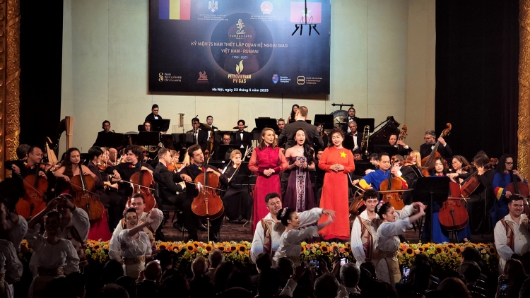 Cello Fundamento 8-Chào mừng kỷ niệm 75 năm thiết lập quan hệ ngoại giao Việt Nam-Rumani