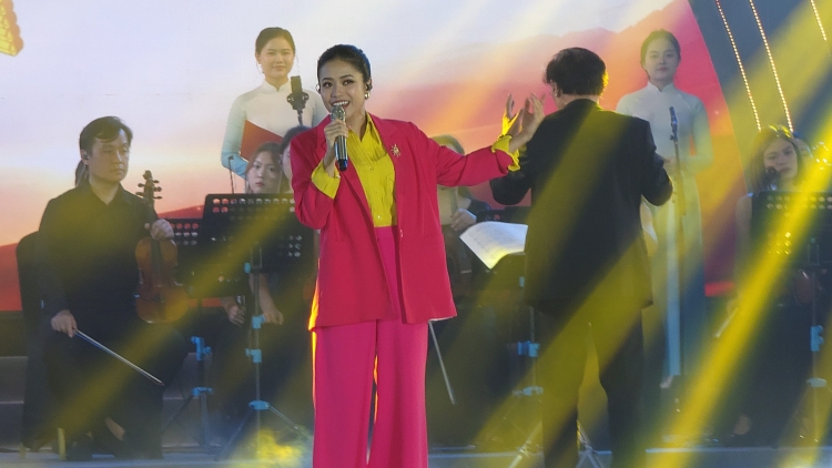  “Quốc Hội những mùa xuân” - Ca khúc tôn vinh Quốc Hội Việt Nam và Hội đồng Nhân dân