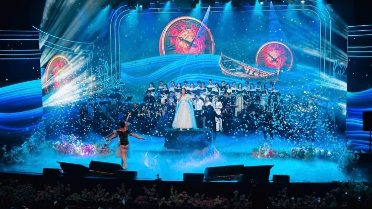 Sao mai Nguyễn Khánh Ly thăng hoa với liveshow "Khát vọng tình yêu"