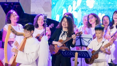 Ca sĩ Hà Ny và giảng viên piano Trúc Vy ra mắt dự án âm nhạc “Nâng Niu Lời Yêu Thương”