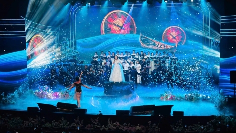 Sao mai Nguyễn Khánh Ly thăng hoa với liveshow "Khát vọng tình yêu"