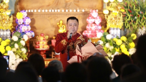 NSND Tự Long và ca sĩ Hiền Anh song ca “Mẹ yêu con” tại Duyên 8