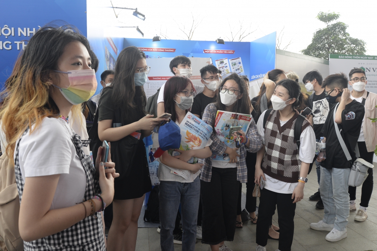 Khán giả tham dự chương trình "Mai Văn Lạng- Tám chuyện dân ca"