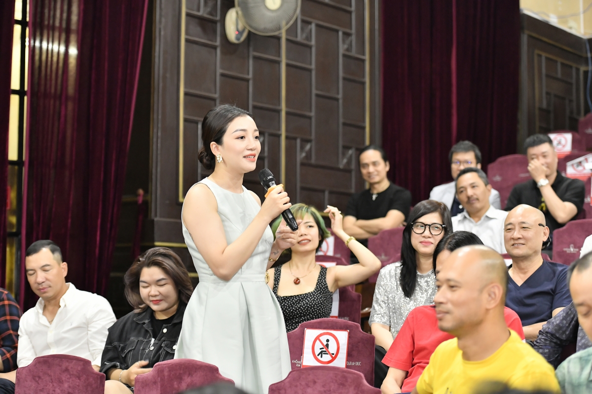 Ca sĩ Phạm Thu Hà
