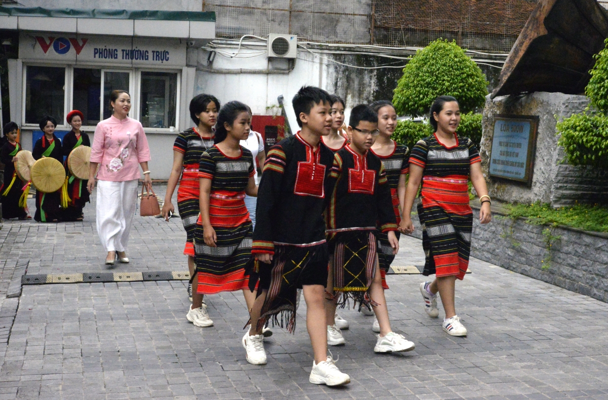 Đoàn Nhà văn hóa Thanh thiếu nhi Đắc Lắc.