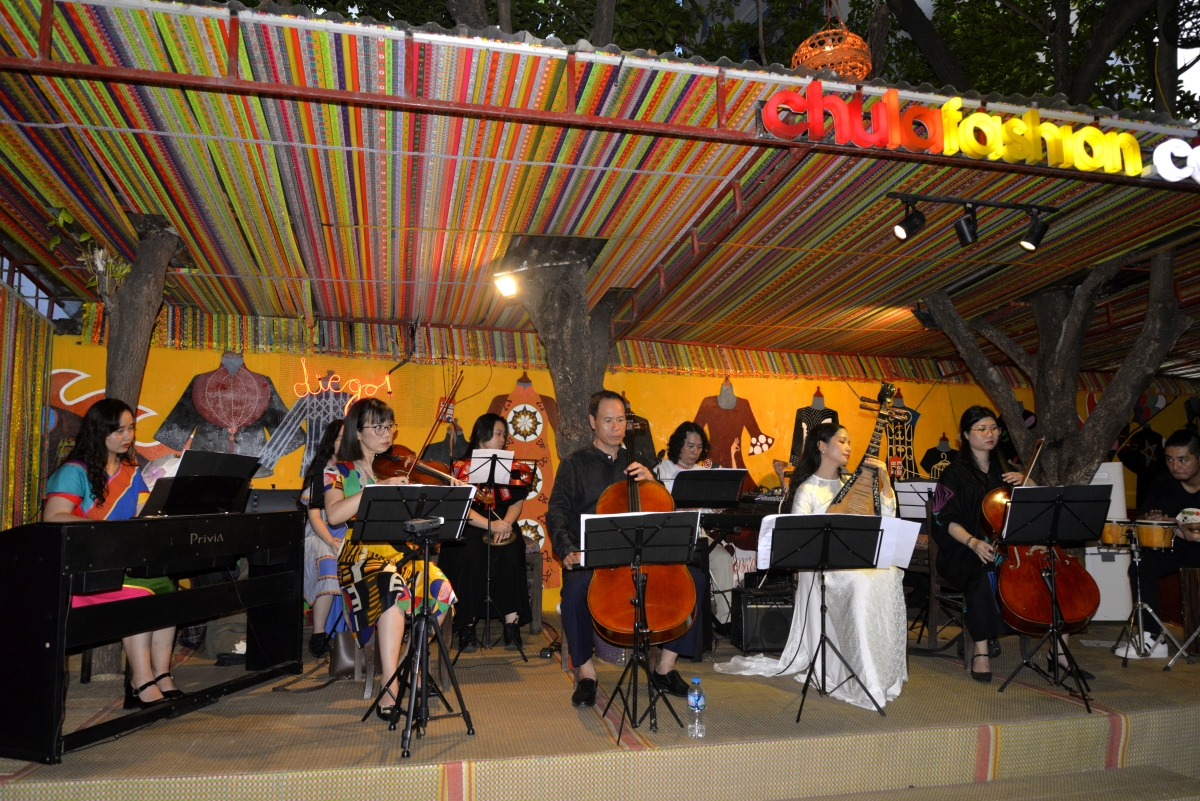 Nhóm nhạc Kiều Band.