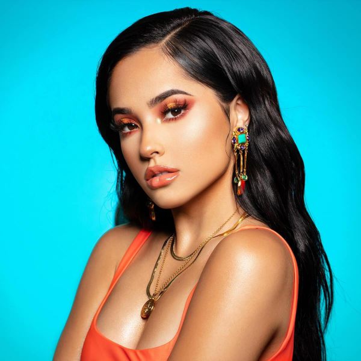Vẻ ngoài cá tính và gợi cảm của Becky G - Nữ ca sĩ mang 2 dòng máu Mỹ – Mexico.