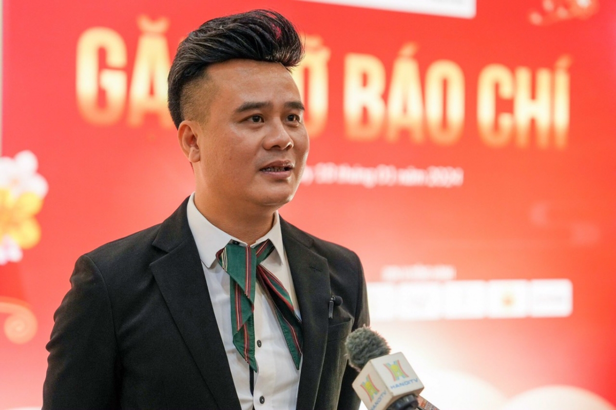 Tổng đạo diễn của chương trình Mai Thanh Tùng.