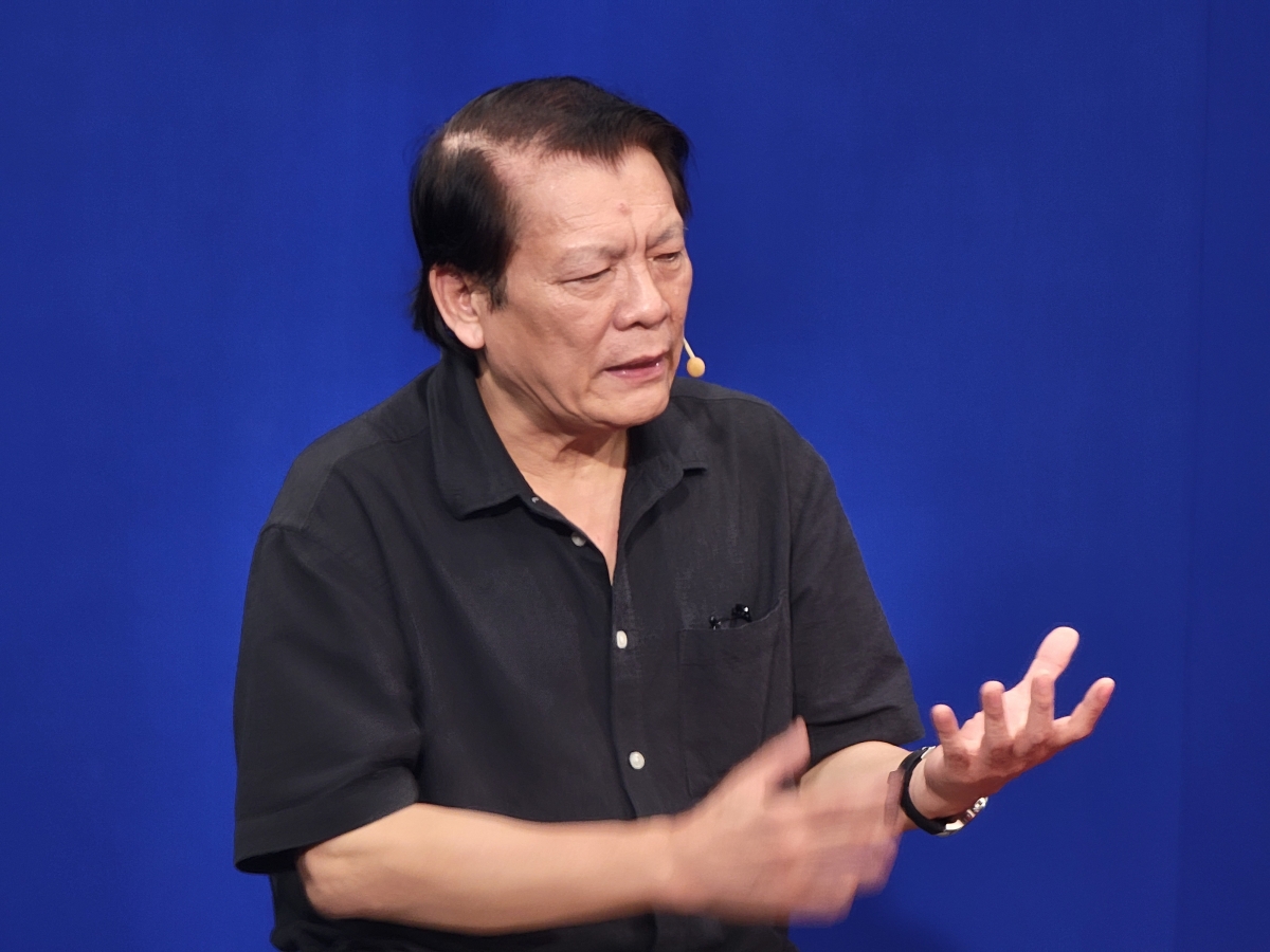 Nhạc sĩ Quang Vinh, Giám đốc Trung tâm Âm nhạc-Hội Nhạc sĩ Việt Nam, Chủ tịch Hội Âm nhạc Hà nội.