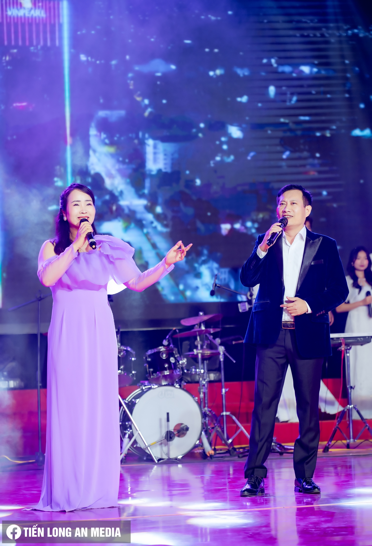 Nhạc phẩm Thanh Hóa thành phố mùa xuân. (CS Bảo Khuyên, Quang Hưng)