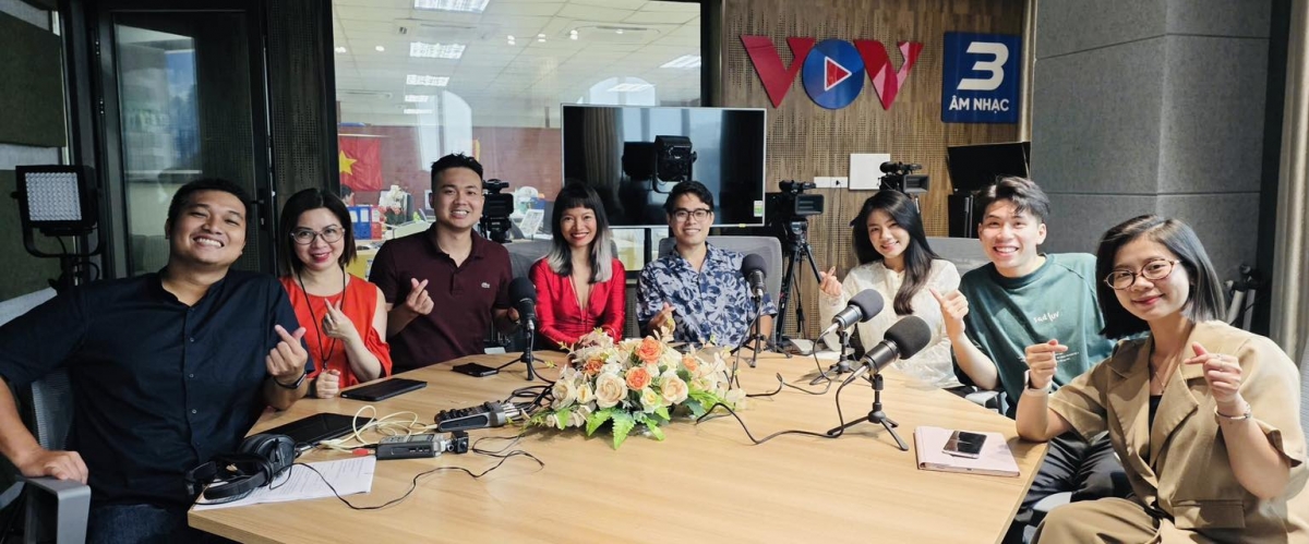 Chương trình Phát thanh đặc biệt kỷ niệm 80 năm Quốc Khánh nước Công hòa Xã hội Chủ nghĩa Việt Nam
"Việt Nam Tôi Yêu"
