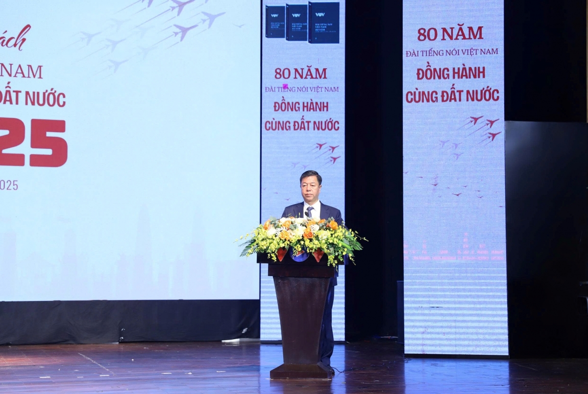 PGS.TS Vũ Trọng Lâm, Giám đốc Nhà xuất bản Chính trị quốc gia Sự thật.