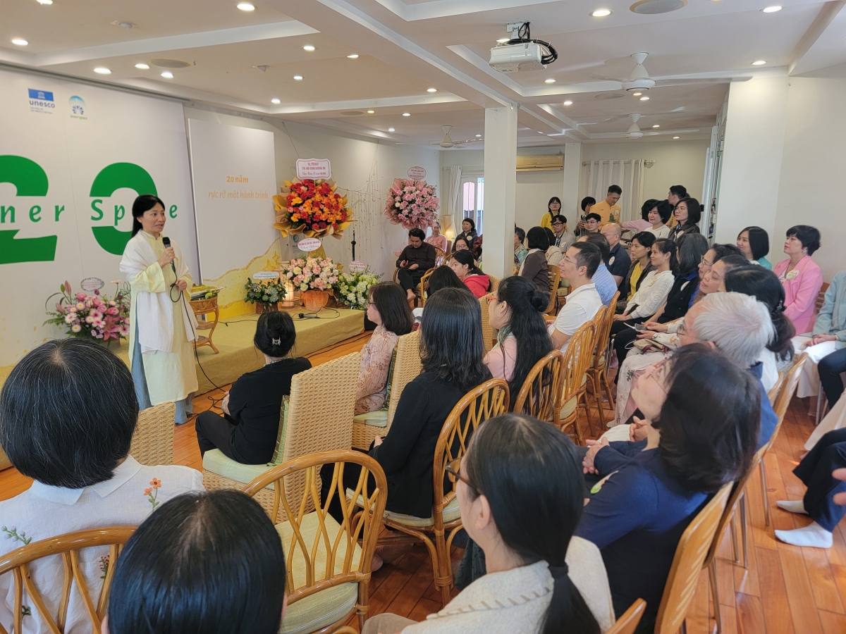 Lễ kỷ niệm 20 năm Trung tâm Inner Space.