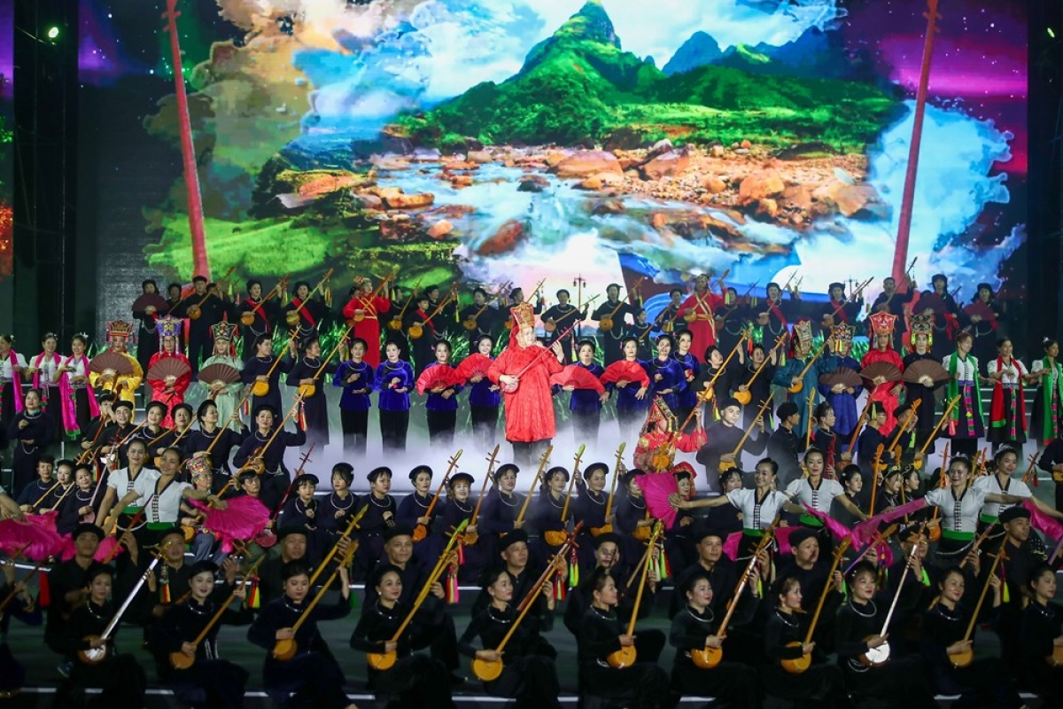 Tuần Đại đoàn kêt các dân tộc - Di sản văn hóa Việt Nam (Vietnamtourism.gov.vn).