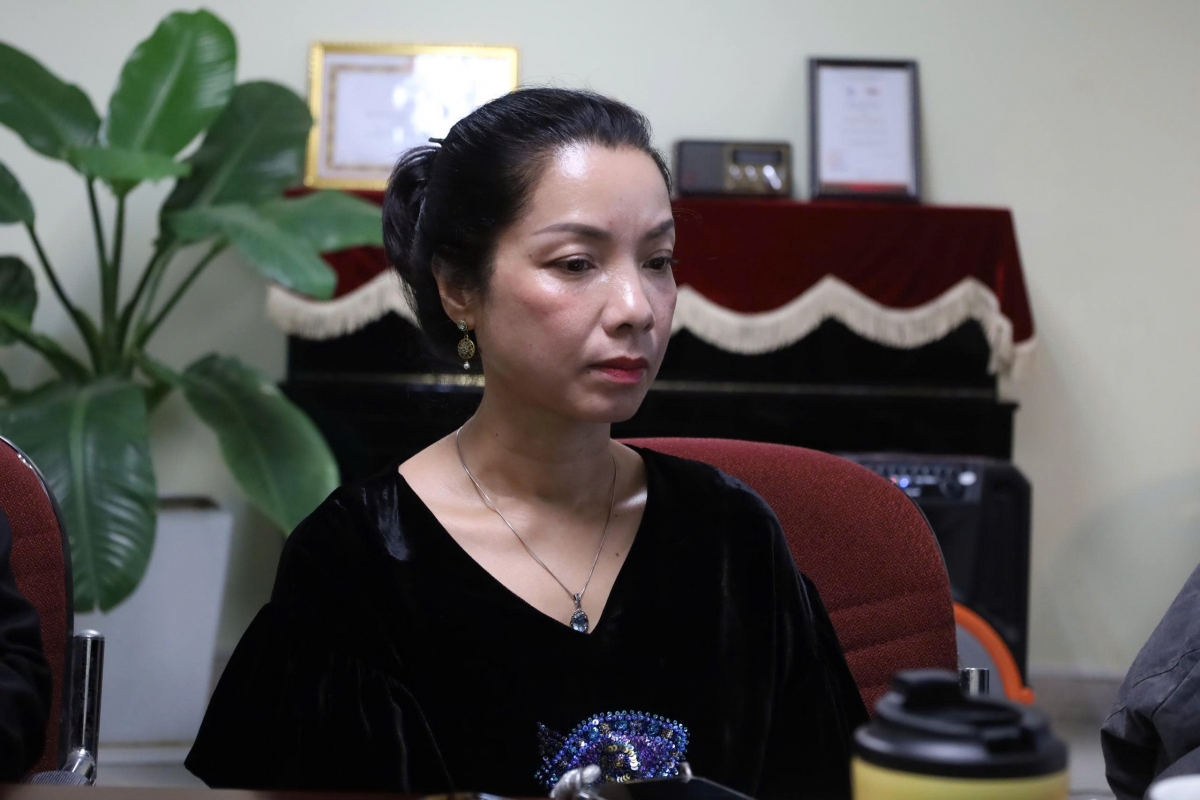 Nhạc sĩ, Nhà báo Trần Hồng Hà - Phó Trưởng ban Văn nghệ, VTV;
Ủy viên Hội đồng Giám khảo Ca khúc