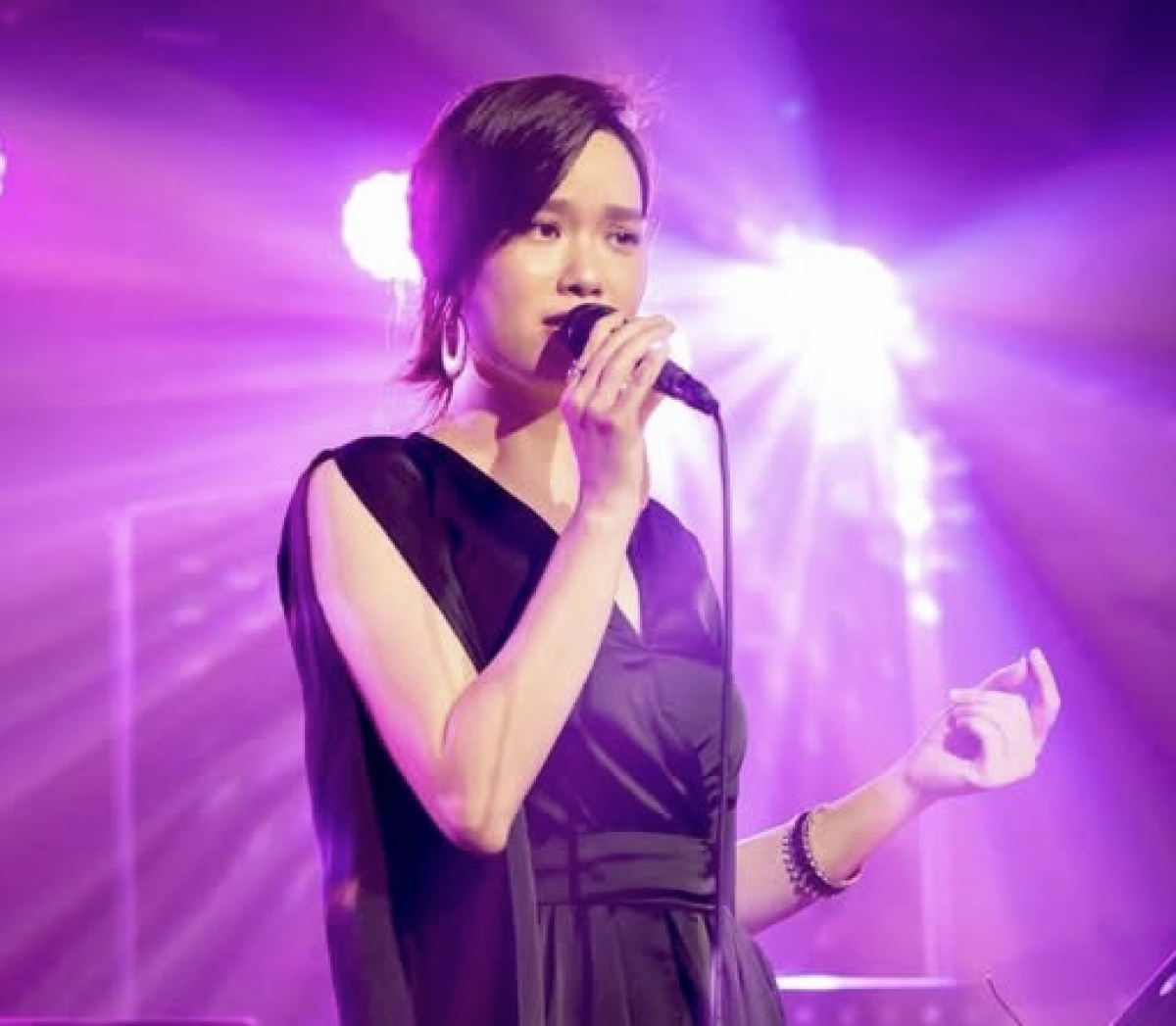 Giọng ca Thuỳ Linh - LinhBOF