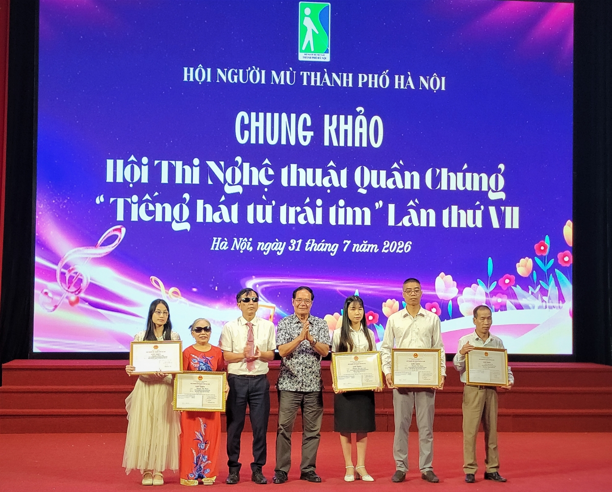 Các thí sinh đoạt giải A2 của Hội thi.