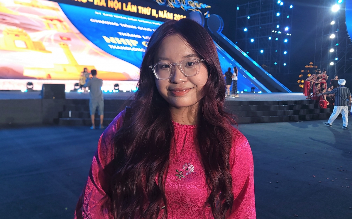 Khán giả Đỗ Phương Linh.