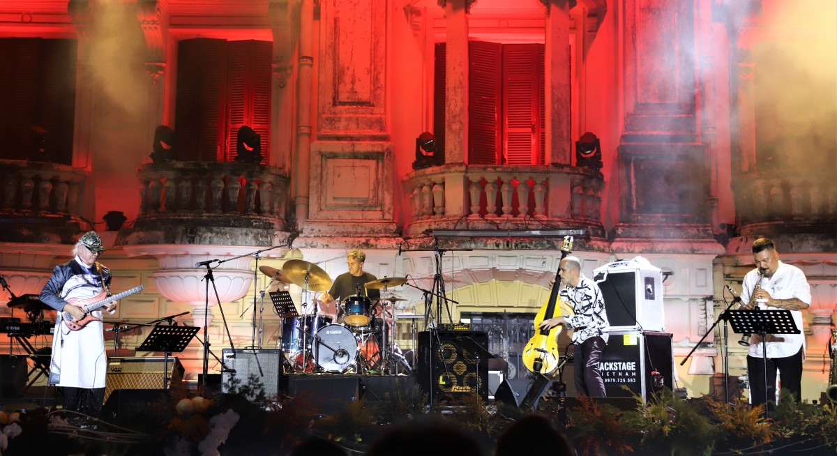 Ban nhạc Jazz "Nguyên Lê Special Quartet".
