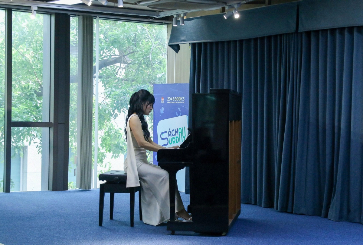 Hoa Ngọc Hà có nhiều thành tựu ấn tượng và hiện đang là giảng viên Piano tại Trường Đại học Sư phạm Nghệ thuật Trung ương.